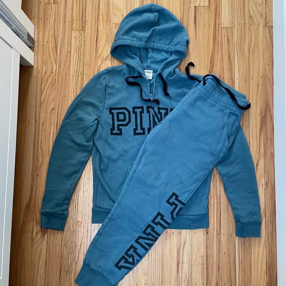 VS PINK Jogger Set